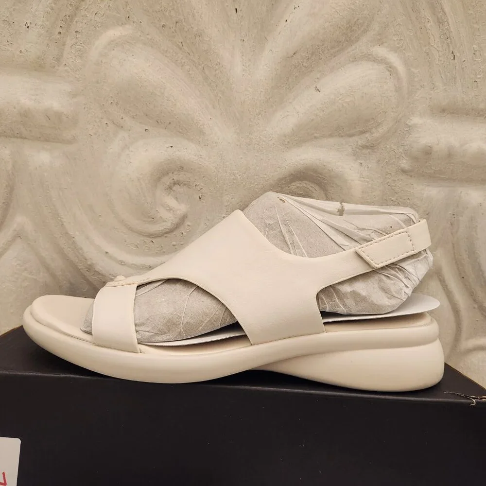 Naturalizer Warm White 